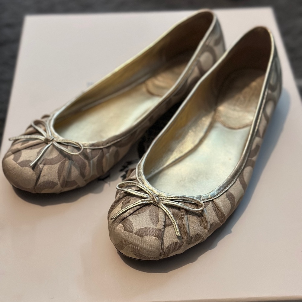 Coach Ballet Flats - 36 - beige/gold